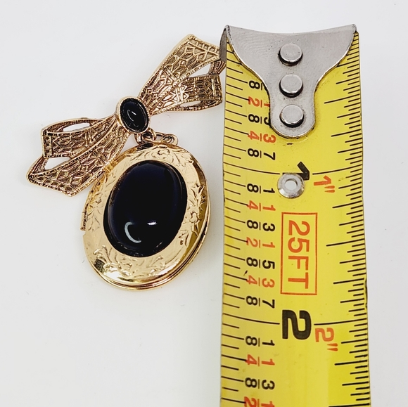 1928 Bow Gold Tone Dangle Photo Locket Pin Brooch w Black Acrylic Cabochons - Picture 5 of 5